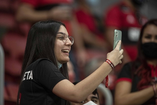 从这一点来 从这一点来